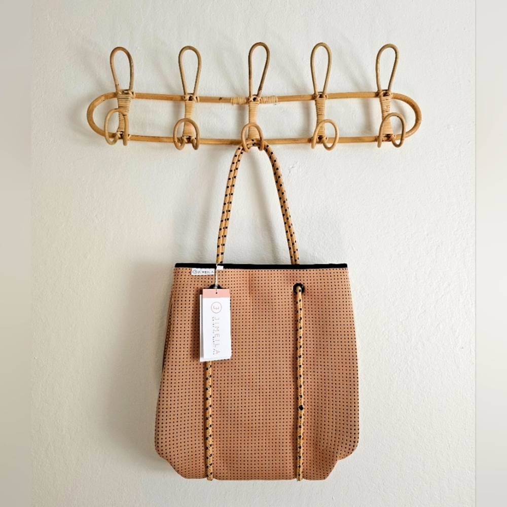 Jimeila Tote